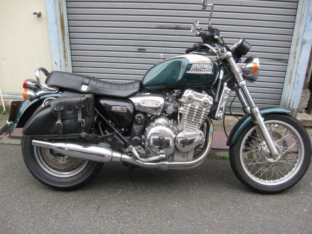 トライアンフ サンダーバード900